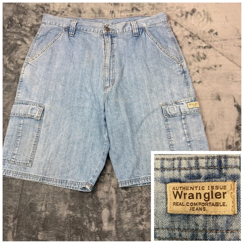 Vintage Y2K Wrangler Cargo Denim Shorts Mens 36 Baggy Light Wash Skater
